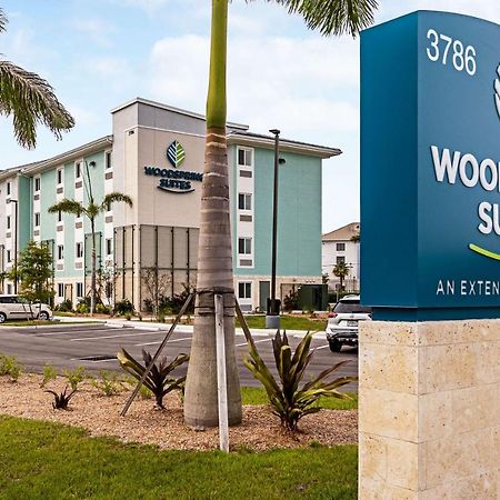 Woodspring Suites North Naples Eksteriør bilde
